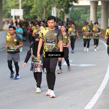 Runner Photo 6426873