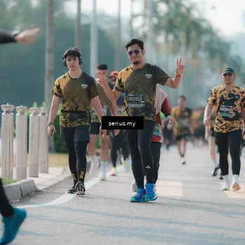 Runner Photo 6426877