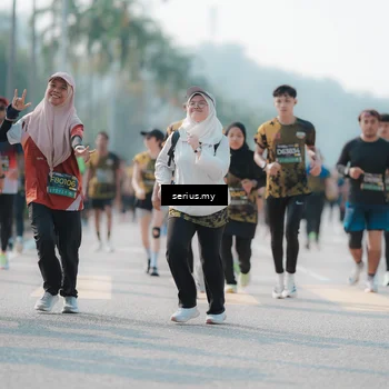 Runner Photo 6426881