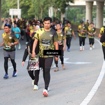 Runner Photo 6426889