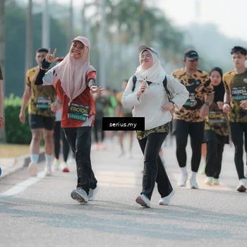 Runner Photo 6426905