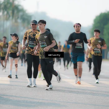 Runner Photo 6426919