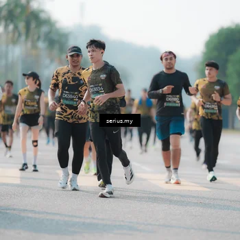 Runner Photo 6426925