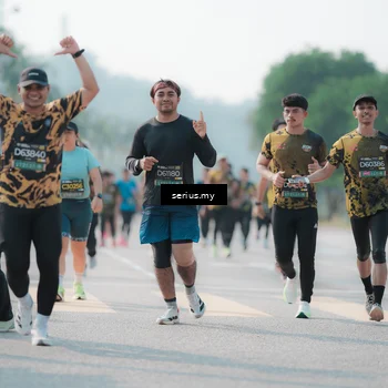 Runner Photo 6426932