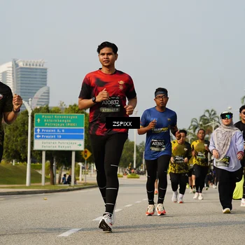 Runner Photo 6426934