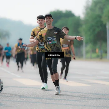 Runner Photo 6426946