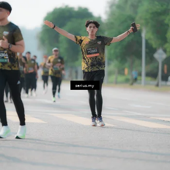 Runner Photo 6426983
