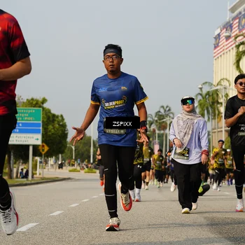 Runner Photo 6426991