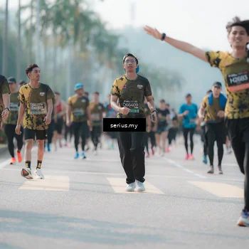 Runner Photo 6427001