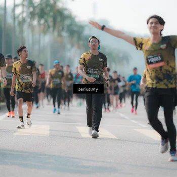 Runner Photo 6427002
