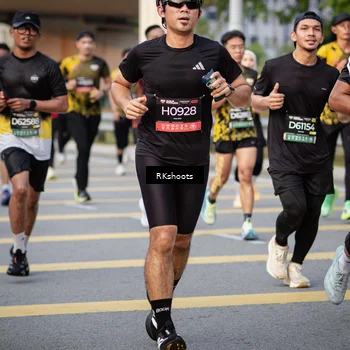 Runner Photo 6427004