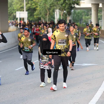 Runner Photo 6427013