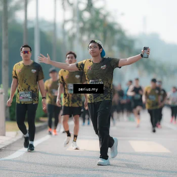 Runner Photo 6427018