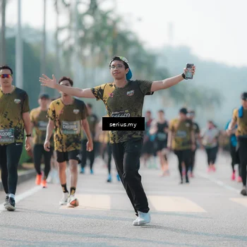 Runner Photo 6427029