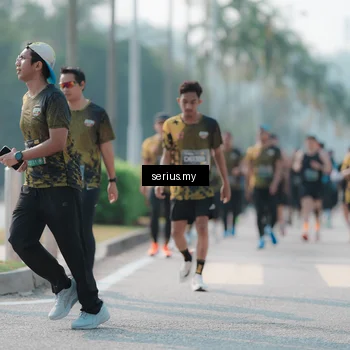 Runner Photo 6427039