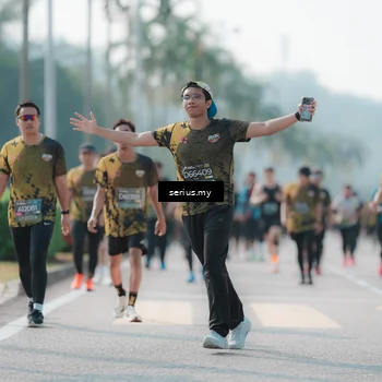 Runner Photo 6427044