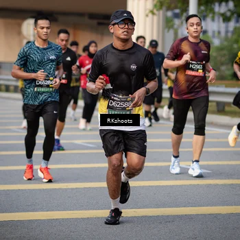 Runner Photo 6427047