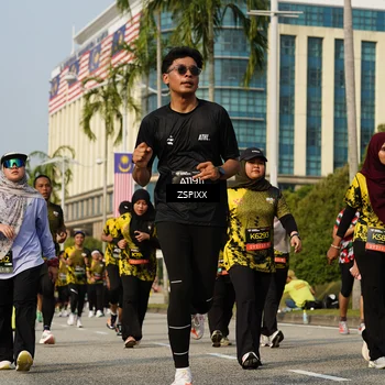 Runner Photo 6427052