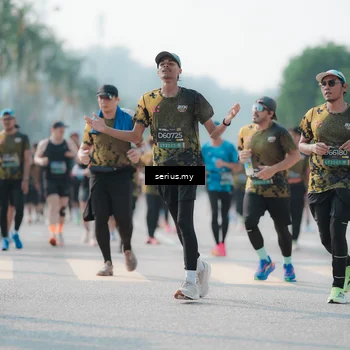 Runner Photo 6427061