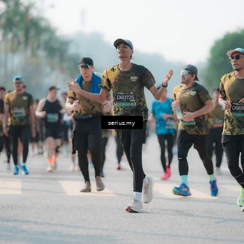 Runner Photo 6427062