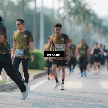 Runner Photo 6427065