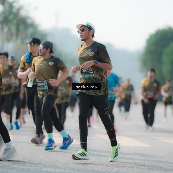 Runner Photo 6427079