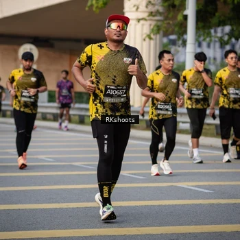 Runner Photo 6427080