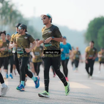 Runner Photo 6427081