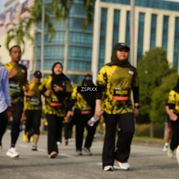 Runner Photo 6427092