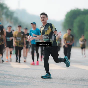 Runner Photo 6427103