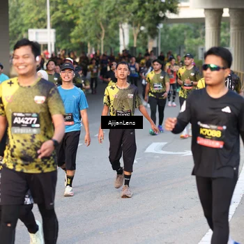 Runner Photo 6427105