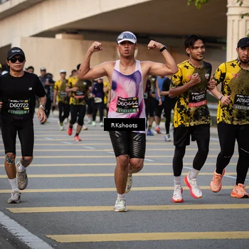 Runner Photo 6427111