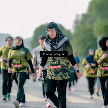 Runner Photo 6427120