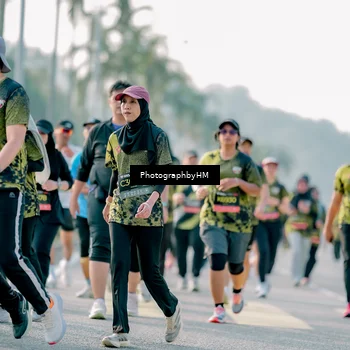 Runner Photo 6427122