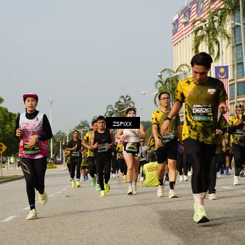Runner Photo 6427124