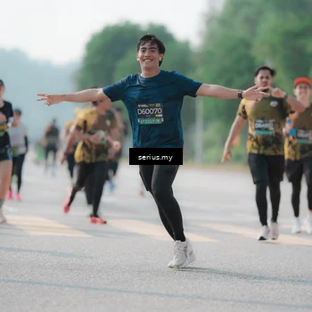 Runner Photo 6427128