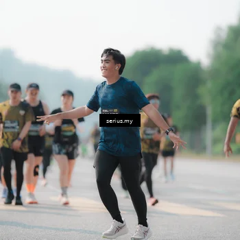 Runner Photo 6427130