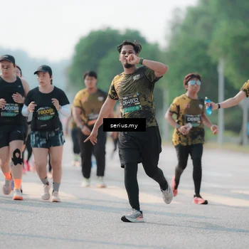 Runner Photo 6427153