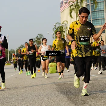 Runner Photo 6427156