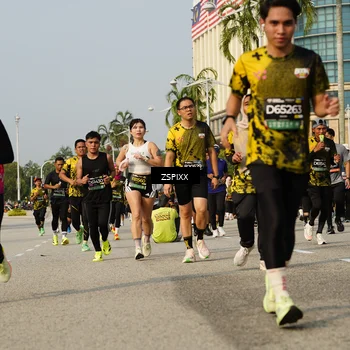 Runner Photo 6427159