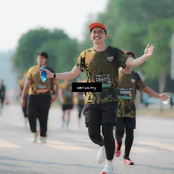 Runner Photo 6427178