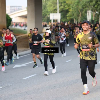 Runner Photo 6427181