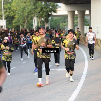 Runner Photo 6427182