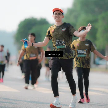 Runner Photo 6427188