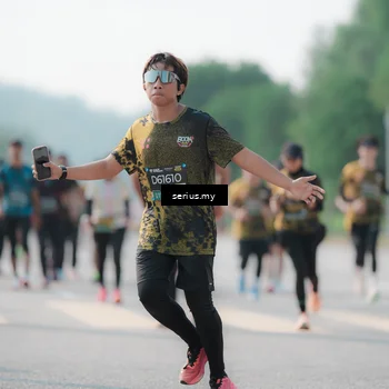 Runner Photo 6427213