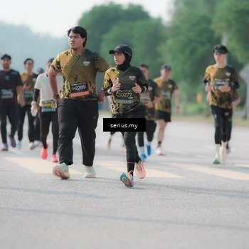 Runner Photo 6427220