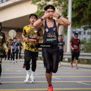 Runner Photo 6427221
