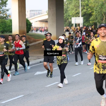 Runner Photo 6427237