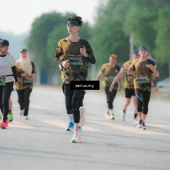 Runner Photo 6427257