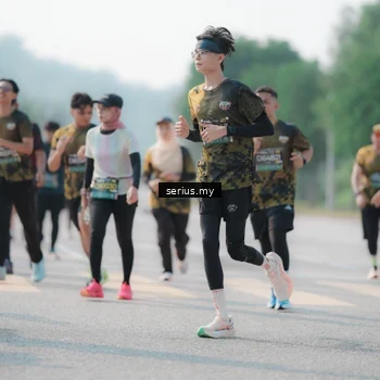Runner Photo 6427267